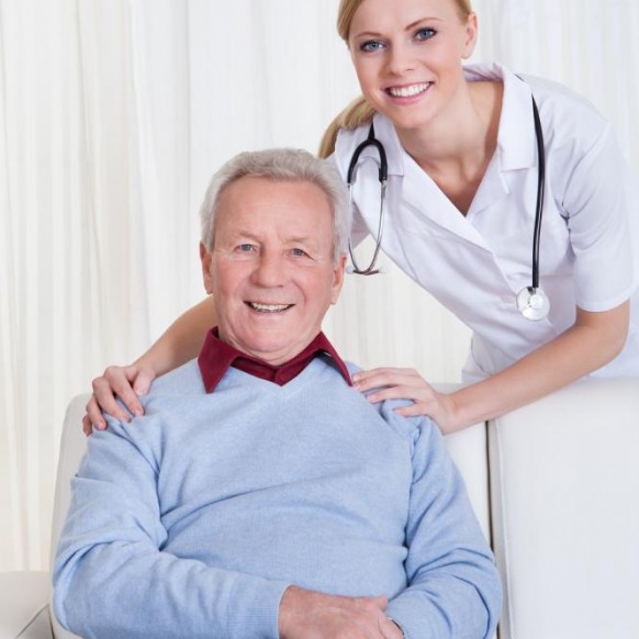 portrait-of-happy-doctor-and-patient